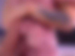 Live cam show with Litttlemix - Blonde Hair Petite on CamwithHer