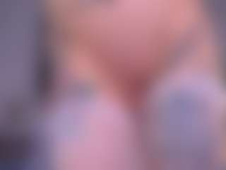 Live cam show with Litttlemix - Erotic Dance on Streamer API