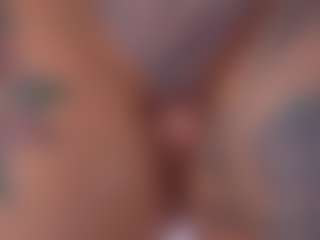 Live cam show with Litttlemix - Blonde Hair Petite on Camsoda