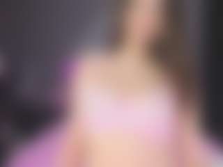 Live cam show with maggiemrrr - Brown Hair on Free Soda