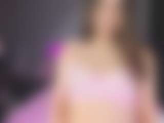 Live cam show with maggiemrrr - Butt Plug on Cam Slut