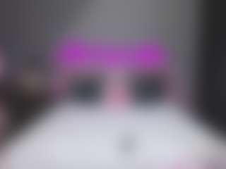 maggiemrrr's Live Sex Cam Show