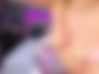 Live cam show with maggiemrrr - Butt Plug on Mixed Magazine Live