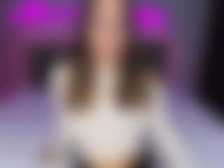 Live cam show with maggiemrrr - Strapon on Strip Flash - Live Sex Shows