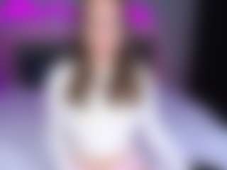 Live cam show with maggiemrrr - Strapon on Soda Cam