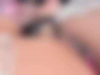 Live cam show with salemblackrose - Deepthroat on AdultVida.com
