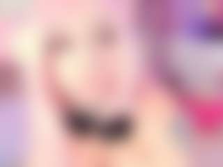 Show de cam en vivo con salemblackrose - Shaved Pussy en Camsoda