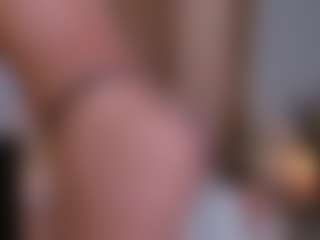 Live cam show with Sara💦 - Cock Rating on Soda Cam