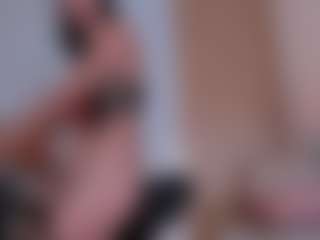 Live cam show with Sara💦 - Skinny on Camsoda