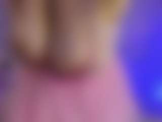 Live cam show with Tiana-27 - Facial on Dolls Live