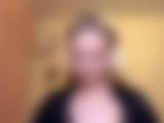 Mia's Live Sex Cam Show