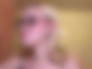 Mia's Live Sex Cam Show