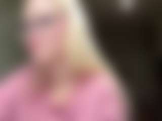Mia's Live Sex Cam Show