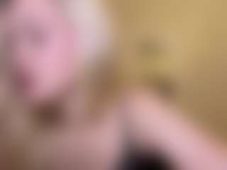 Live cam show with Mia - Tattoos Mature on iamadamtest123.com