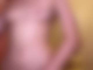 Live cam show with Mia - Ass Clapping on Camsoda