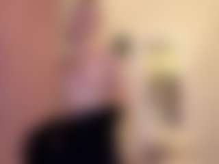 Live cam show with Mia - Blue Eyes on Camsoda