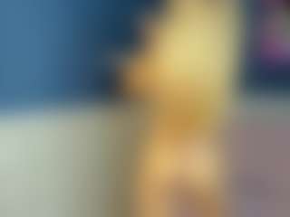 Live cam show with Aneta-Hart - Smoking on Streamer API