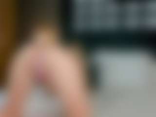 Aneta-Hart's Live Sex Cam Show