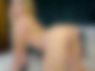 Live cam show with Aneta-Hart - Green Eyes on CamwithHer