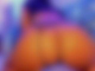 Live cam show with emii-brown - Black on Pornisteam.com