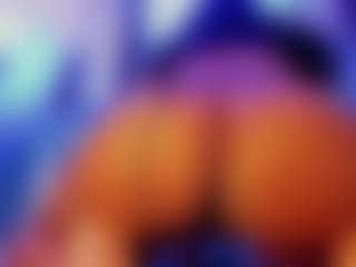 Live cam show with emii-brown - Ebony on SxyPornLive | colombia