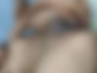 Live cam show with Kitty_555 - Mobile Teen (18+) on Big Tits