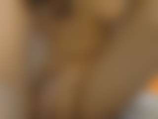 Live cam show with Zara Dream - Nipple Piercings on Instabang