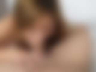Julesxlove's Live Sex Cam Show