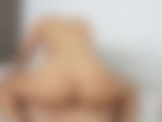 Julesxlove's Live Sex Cam Show