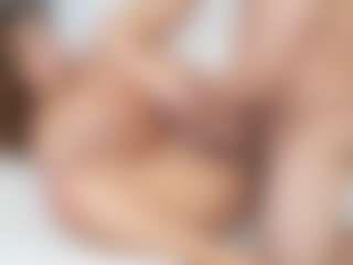 Julesxlove's Live Sex Cam Show