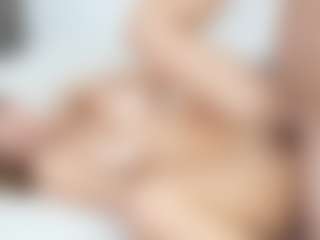 Julesxlove's Live Sex Cam Show