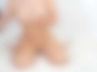 Julesxlove's Live Sex Cam Show