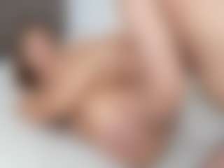 Julesxlove's Live Sex Cam Show