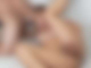 Julesxlove's Live Sex Cam Show