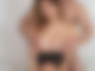 Julesxlove's Live Sex Cam Show