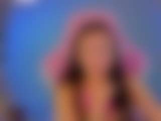 Live cam show with Karolina - Arab Athletic on CamwithHer