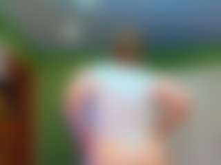 VeronikaGold's Live Sex Cam Show