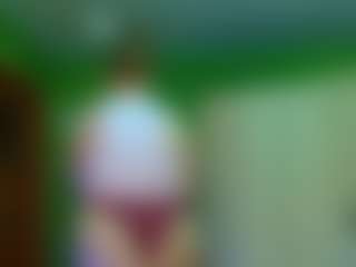 VeronikaGold's Live Sex Cam Show