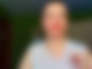 VeronikaGold's Live Sex Cam Show