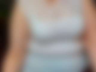 VeronikaGold's Live Sex Cam Show