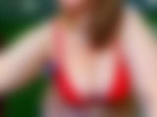 VeronikaGold's Live Sex Cam Show