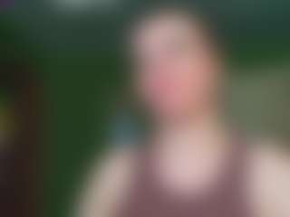 Live cam show with VeronikaGold - Blue Eyes on Mixed Magazine Live