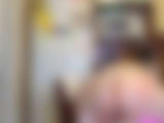 VeronikaGold's Live Sex Cam Show