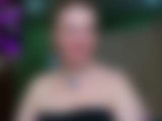 Live cam show with VeronikaGold - Blue Eyes on https://playwithruby.com