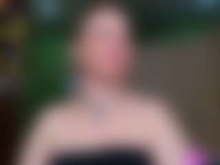Live cam show with VeronikaGold - Blue Eyes on Camming Site