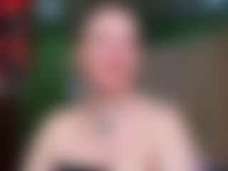Live cam show with VeronikaGold - Blue Eyes on camgirlchat.live