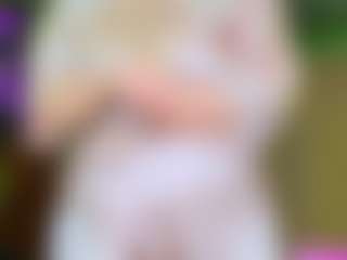 VeronikaGold's Live Sex Cam Show