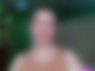 VeronikaGold's Live Sex Cam Show