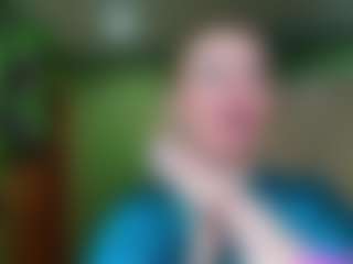 VeronikaGold MILF webcam performer live streaming