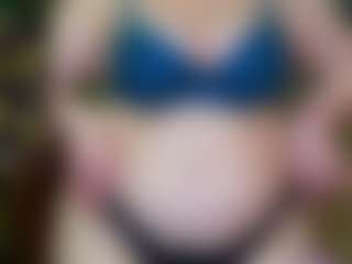VeronikaGold's Live Sex Cam Show